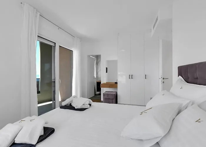 Vip With Pool فيلة ماكارسكا